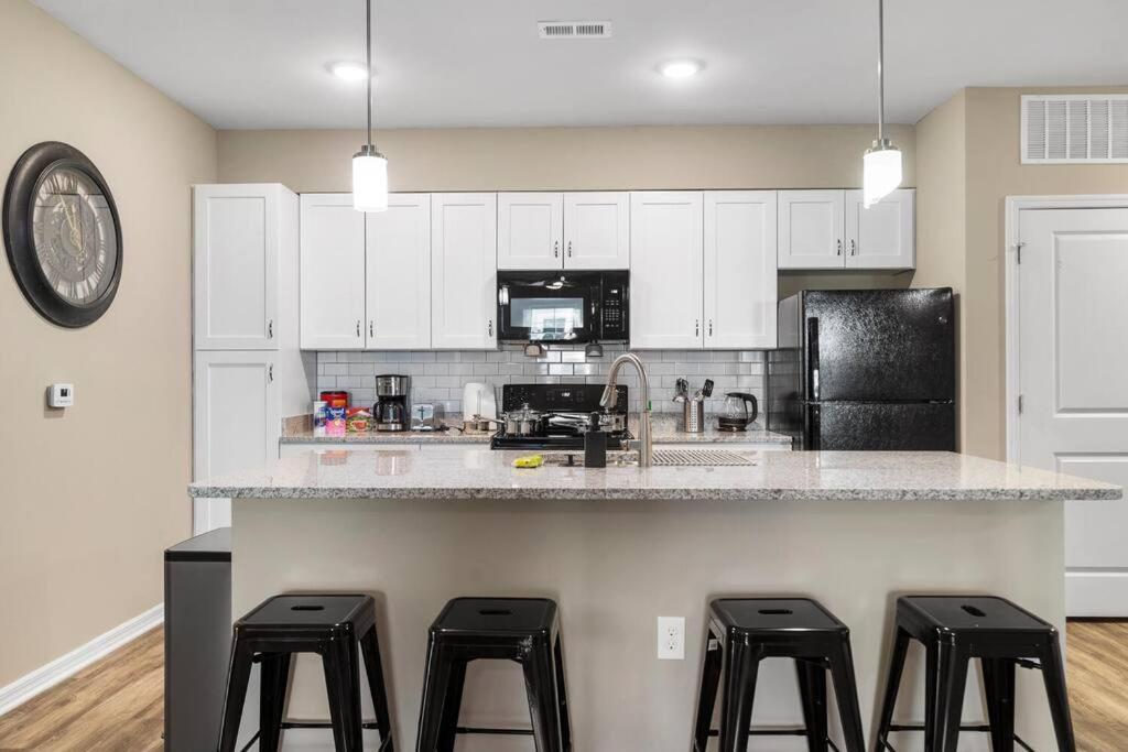 Elegant 2 Bed/2 Bath Apartment In Melbourne Fl Exterior photo