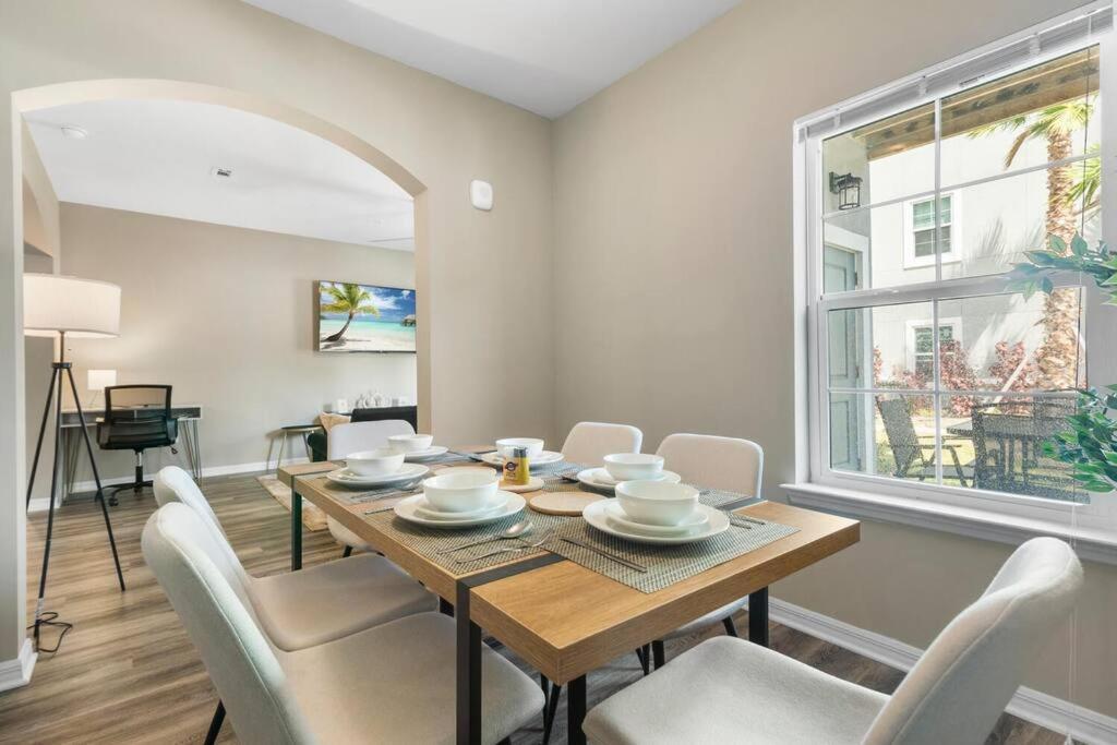 Elegant 2 Bed/2 Bath Apartment In Melbourne Fl Exterior photo