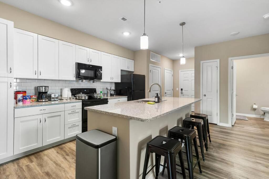 Elegant 2 Bed/2 Bath Apartment In Melbourne Fl Exterior photo