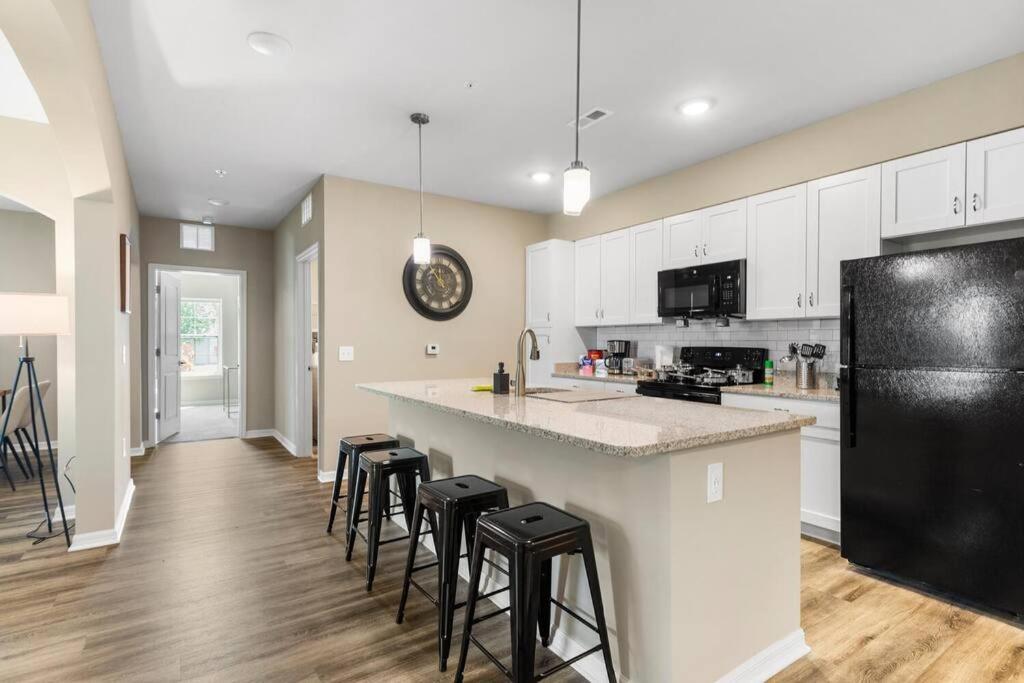 Elegant 2 Bed/2 Bath Apartment In Melbourne Fl Exterior photo