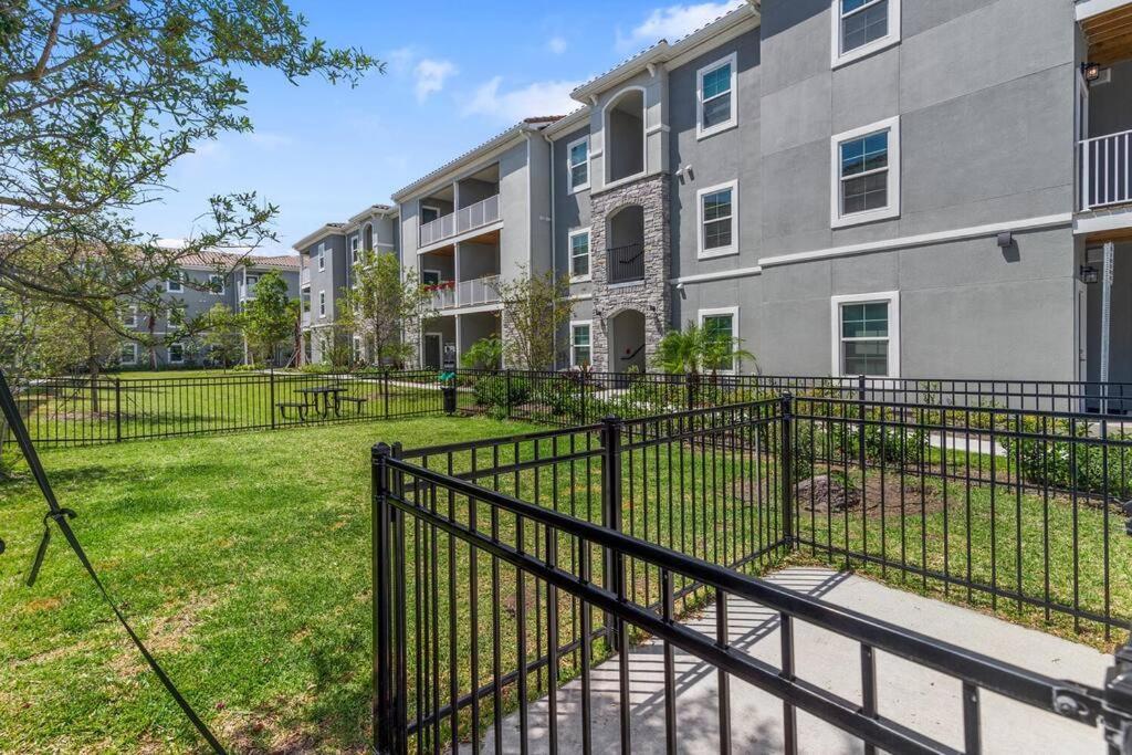 Elegant 2 Bed/2 Bath Apartment In Melbourne Fl Exterior photo