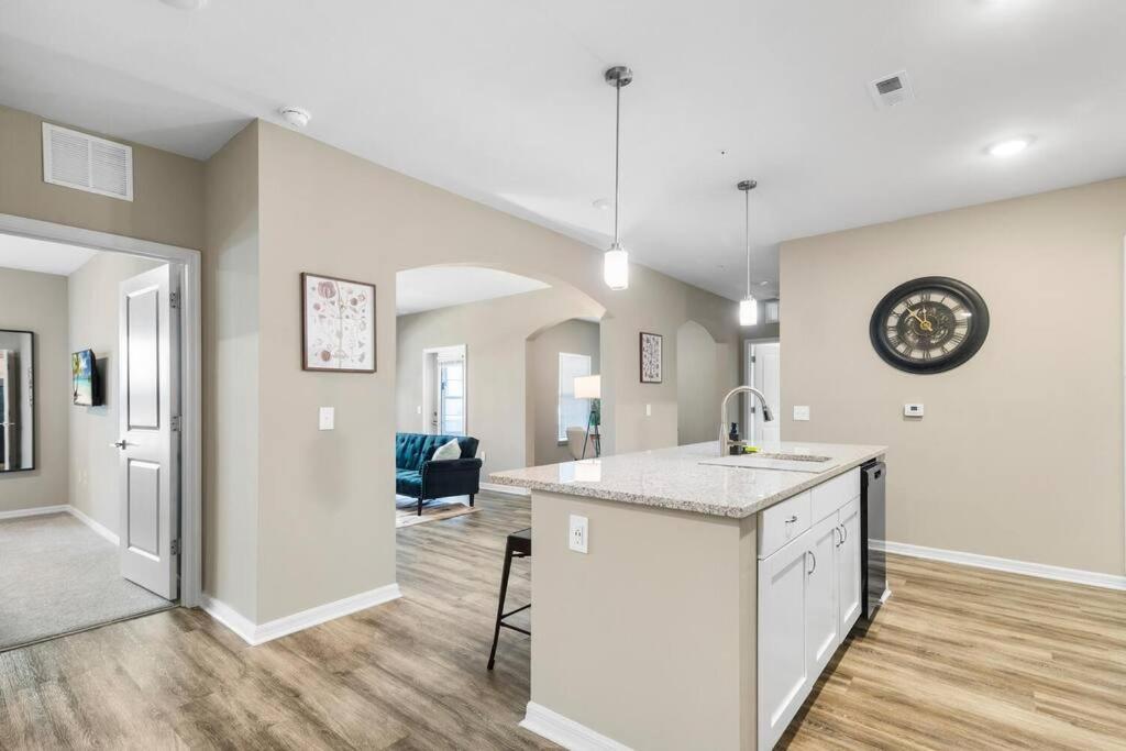 Elegant 2 Bed/2 Bath Apartment In Melbourne Fl Exterior photo