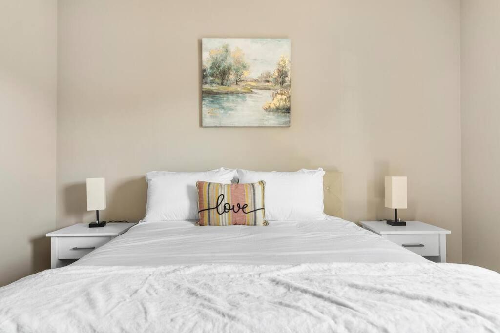 Elegant 2 Bed/2 Bath Apartment In Melbourne Fl Exterior photo